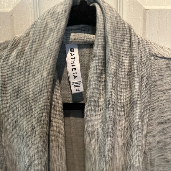 Athleta Size XS Gray Pranayama Wrap Cardigan Collar High Low Hem Back Open Sweat - Picture 5 of 6